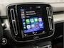 Volvo XC40 1.5 T5 Twin Engine Inscription 262Pk Automaat (APPLE CARPLAY, GROOT NAVI, LEDER, STOELVERWARMING, SPORTSTOELEN, ADAPTIVE CRUISE, ELEK ACHTERKLEP, NIEUWSTAAT)