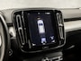 Volvo XC40 1.5 T5 Twin Engine Inscription 262Pk Automaat (APPLE CARPLAY, GROOT NAVI, LEDER, STOELVERWARMING, SPORTSTOELEN, ADAPTIVE CRUISE, ELEK ACHTERKLEP, NIEUWSTAAT)