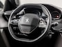 Peugeot 2008 1.2 PureTech Allure Sport Automaat (APPLE CARPLAY, GROOT NAVI, LEDER, ZWART HEMEL, 360 CAMERA, SPORTSTOELEN, GETINT GLAS, CRUISE, NIEUWSTAAT)