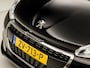 Peugeot 208 1.2 PureTech Sport (APPLE CARPLAY, NAVIGATIE, LM VELGEN, GETINT GLAS, SPORTSTOELEN, CRUISE, PARKEERSENSOREN, NIEUWSTAAT)