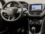 Peugeot 208 1.2 PureTech Sport (APPLE CARPLAY, NAVIGATIE, LM VELGEN, GETINT GLAS, SPORTSTOELEN, CRUISE, PARKEERSENSOREN, NIEUWSTAAT)