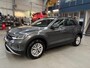 Volkswagen T-Roc 1.0 TSI 110pk Life Business | Navigatie | Apple carplay /Android auto | Camera | Climate control | PDC v+a | All season banden | NAP | Rijklaar prijs!
