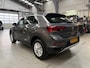Volkswagen T-Roc 1.0 TSI 110pk Life Business | Navigatie | Apple carplay /Android auto | Camera | Climate control | PDC v+a | All season banden | NAP | Rijklaar prijs!