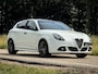 Alfa Romeo Giulietta 1.7 TBi Quadrifoglio Verde | Org. NL! | Panorama dak | Clima | Cruise | Bianco Pastello | Navi |