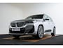 BMW X1 xDrive25e M Sport - Sportstoelen - Elektrisch verwarmde voorstoelen - Comfort Access - Driving Assistant Plus - Automatisch dimmende binnenspiegel - Grootlichtassistent - Sportstuurwiel -