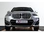 BMW X1 xDrive25e M Sport - Sportstoelen - Elektrisch verwarmde voorstoelen - Comfort Access - Driving Assistant Plus - Automatisch dimmende binnenspiegel - Grootlichtassistent - Sportstuurwiel -