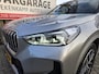 BMW X1 sDrive18i M Sport Shadow Line 18"/Panoramadak/Trekhaak/Sportstoelen/Keyless/Stoelverwarming/Camera/Elektrisch klep