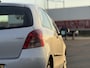 Toyota Yaris 1.3 VVTi Terra AIRCO/EL RAMEN/LEVERING MET NIEUWE APK KEURING!