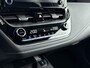 Toyota Corolla Touring Sports 1.8 Hybrid Dynamic | 1E Eig! | Parkeercamera Achter | Stoelverwarming | Draadloze Telefoonlader | 17'' Lichtmetalen Velgen | Apple Carplay/Android Auto |