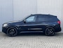 BMW X3 xDrive30e M-Sport Automaat / Zeer compleet / Elektrische trekhaak 2.000 kg / EAER 45 km / Head Up / Camera 360° / Adaptive Cruise / Elektr. panorma schuifdak / Elektr. klep en stoelen / M-Sport / Harman Kardon / 21" LM wielen 245/40R21 + 275/35R21/