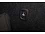 Volvo EX40 Performance Ultra 82 kWh - Panorama/schuifdak - IntelliSafe Assist & Surround - 360º Camera - Harman/Kardon audio - Verwarmde voorstoelen, stuur & achterbank - Parkeersensoren voor & achter - Elektr. bedienb. voorstoelen met geheugen links - Draadloze tel. lader - Warmtepomp - Extra getint glas - Elektr. inklapbare trekhaak - 19' LMV