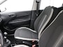 Hyundai i10 1.0 Comfort / Stoel & Stuurwiel verwarming / Parkeersensoren achter / Cruise Control / Airco / Lichtsensor / 5-deurs / Bluetooth /