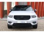 Volvo XC40 T4 Recharge R-Design | Parkeercamera | Stoelverwarming | Harman / Kardon | BLIS | Pilot Assist | Keyless