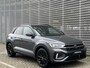 Volkswagen T-Roc 1.5 TSI 150 PK R-Line / Digital Cockpit Pro / Elektrisch Achterklep / Black Style / IQ Light / Achteruitrijcamera / 18''LMV **