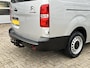 Citroën Jumpy 2.0 BlueHDI DC L2H1 Marge BTW en BPM vrij!! Airco Cruise controle Trekhaak 2500kg Navigatiesysteem 5-Persoons Parkeerhulp achter Apple carplay 1e eigenaar Euro 6 Bpm en Btw vrij voor particulier gebruik !!