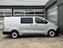 Citroën Jumpy 2.0 BlueHDI DC L2H1 Marge BTW en BPM vrij!! Airco Cruise controle Trekhaak 2500kg Navigatiesysteem 5-Persoons Parkeerhulp achter Apple carplay 1e eigenaar Euro 6 Bpm en Btw vrij voor particulier gebruik !!