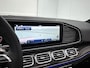 Mercedes-Benz GLE AMG 53 Hybrid 4MATIC+ Night Edition Premium Plus | Trekhaak | Verlichte treeplanken | Remklauwen rood | Winterpakket | Sierdelen AMG carbon | Sluitbekrachtiging | Rijassistentiepakket | Stoelventilatie voor | 360° camera | Burmester® 3D sound systeem |