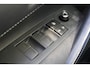 Toyota Corolla 1.8 Hybrid Active Automaat | Climate control | Trekhaak | Achteruitrij camera | All season banden