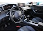 Peugeot 2008 1.2 PureTech Allure | Navigatie | Camera | Trekhaak | Apple carplay | 69.000km |