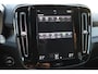 Volvo XC40 1.5 T4 Recharge R-Design Afneembare Trekhaak | Achterruitrij Camera | Automaat | All Season banden