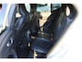 Volvo XC40 1.5 T4 Recharge R-Design Afneembare Trekhaak | Achterruitrij Camera | Automaat | All Season banden