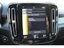 Volvo XC40 1.5 T4 Recharge R-Design Afneembare Trekhaak | Achterruitrij Camera | Automaat | All Season banden