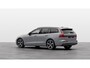 Volvo V60 2.0 T8 Plug-in hybrid AWD Plus Dark Premium Pack | Rondomzicht camera | Elektrisch glazen panorama-dak | Head-up displat | Extra getint glas achter | 19" 5-triplespaaks Glossy Black Diamond Cut