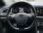 Volkswagen T-Roc 1.5 TSI 150PK DSG R-Line / Panorama dak / Digital Cockpit Pro / Elektrisch Achterklep /  Afneembare  Trekhaak / Achteruitrijcamera / 17''LMV **