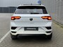 Volkswagen T-Roc 1.5 TSI 150PK DSG R-Line / Panorama dak / Digital Cockpit Pro / Elektrisch Achterklep /  Afneembare  Trekhaak / Achteruitrijcamera / 17''LMV **