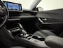 Peugeot e-2008 EV Allure 50 kWh | SOH 92% | Snelladen | Virtual | Adap.Cruise | Camera | Carplay | Keyless | Stoelverw. | Parkeersens.