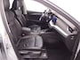 Skoda Octavia Combi 1.0 e-TSI Business Edition Plus AUTOMAAT / LEDER / STOELVERW / CAMERA / KEYLESS / CARPLAY / SFEER / FULL LED / NL-AUTO