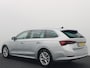 Skoda Octavia Combi 1.0 e-TSI Business Edition Plus AUTOMAAT / LEDER / STOELVERW / CAMERA / KEYLESS / CARPLAY / SFEER / FULL LED / NL-AUTO