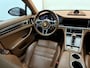 Porsche Panamera Sport Turismo 4.0 Turbo 550PK / 770NM / TREKHAAK / CHRONO / DESIGN / 360GR CAMERA / STOELVERW / STOELKOEL / STUURVERW / NL-AUTO