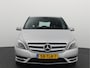 Mercedes-Benz B-klasse 180 Ambition AUTOMAAT / XENON / LEDER / ZWARTE HEMEL / NAVI / AIRCO / PDC / CRUISE / NL-AUTO