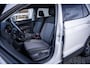 Volkswagen T-Cross 1.0 TSI Life Edition | Airco | Lichtmetalen velgen 17" | Voorstoelen verwarmd