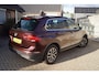 Volkswagen Tiguan 1.5 TSI ACT Comfortline Panodak Navi Clima Stoelverw Apple Carplay Adaptieve Cruise 2x PDC LMV Trekh ENZ NL Auto