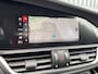 Alfa Romeo Giulia 2.0 Turbo 200pk Automaat Sprint I Winterset I Navigatie I Adaptive Cruise I Camera I Carplay | Unieke kleur