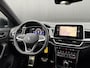 Volkswagen T-Roc 1.5 TSI 150pk DSG R-Line | Trekhaak | Camera | Ergonomische Stoel