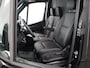 Mercedes-Benz Sprinter 319 CDI | Aut. | L2 H1 | Select | Distronic Plus | LM Velgen | 3500 KG. Trekhaak | 3-zits | Navigatie | Parkeercamera | Laadruimte-betimmering | Certified