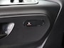 Mercedes-Benz Sprinter 319 CDI | Aut. | L2 H1 | Select | Distronic Plus | LM Velgen | 3500 KG. Trekhaak | 3-zits | Navigatie | Parkeercamera | Laadruimte-betimmering | Certified