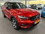 Volvo XC40 2.0 T4 R-Design Automaat, Panoramadak, Trekhaak Electrisch Wegklapbaar, Leder/Alcantara enz.
