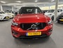Volvo XC40 2.0 T4 R-Design Automaat, Panoramadak, Trekhaak Electrisch Wegklapbaar, Leder/Alcantara enz.