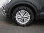 Volkswagen T-Roc 1.5 TSI Style Business | Automaat | PANO | ACC | Achteruitrijcamera | Trekhaak | Virtual Cockpit | Carplay | Stoelverwarming |