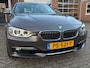 BMW 3-Serie 320i Luxury, automaat, Leder + mem, Camera, Schuifdak, Cruise, Xenon, PDC