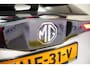 MG MG4 Long Range Luxury 64 kWh 3 fase [ LED Navi Stoelverwarming ]