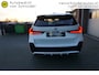 BMW X1 23I 204PK M-SPORT SUPER NETTE STAAT VOLLEDIG DEALER ONDERHOUDEN ELECTR.TREKHAAK 360CAMERA ZWARTE HEMEL VOL LEDER STOELVERWARMING CRUISE CLIMA KEYLESS ELECTR.KLEP LMV FULL LED ENZ...