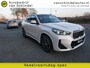 BMW X1 23I 204PK M-SPORT SUPER NETTE STAAT VOLLEDIG DEALER ONDERHOUDEN ELECTR.TREKHAAK 360CAMERA ZWARTE HEMEL VOL LEDER STOELVERWARMING CRUISE CLIMA KEYLESS ELECTR.KLEP LMV FULL LED ENZ...