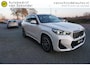BMW X1 23I 204PK M-SPORT SUPER NETTE STAAT VOLLEDIG DEALER ONDERHOUDEN ELECTR.TREKHAAK 360CAMERA ZWARTE HEMEL VOL LEDER STOELVERWARMING CRUISE CLIMA KEYLESS ELECTR.KLEP LMV FULL LED ENZ...