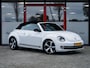 Volkswagen Beetle Cabriolet 1.4 TSI Sport 160PK | Fender Audio | Bi-Xenon Koplampen | Stoelverwarming | Climate Control | Cruise Control | Navigatie | Parkeersensoren | Lederen Bekleding | Sporttellers | Multifunctioneel Stuurwiel |