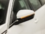 Peugeot 5008 1.2 PureTech Sport 7 Persoons (APPLE CARPLAY, GROOT NAVI, LANE ASSIST, GETINT GLAS, LEDEREN SPORTSTOELEN, PARKEERSENSOREN, CRUISE, NIEUWE APK, NIEUWSTAAT)